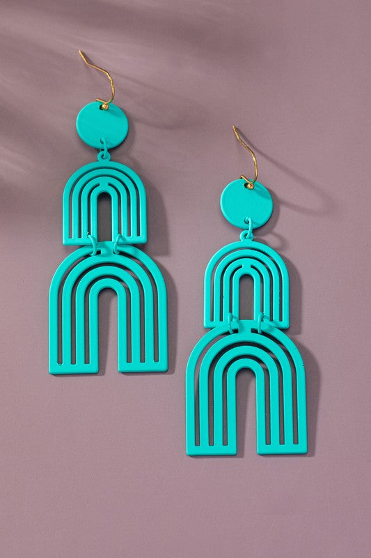 Cutout metal arch drop earrings with color coating